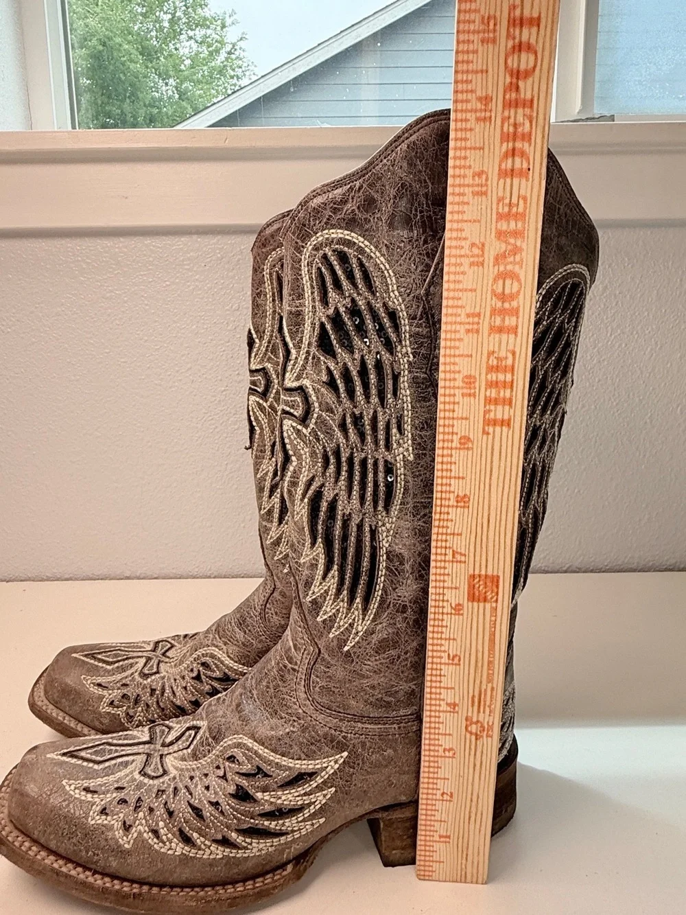 Corral vintage Angel Wing Crystal Western Cowboy Boots Distressed Leather 8.5